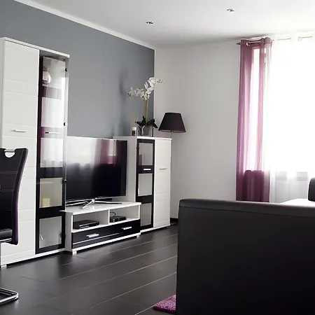 Fuer 2 Personen 68 M² شقة